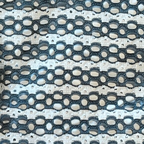 Splendid Avalon Eyelet Bikini Top & Matching Side Tie Bottoms Gray & White Sz S - Picture 8 of 8